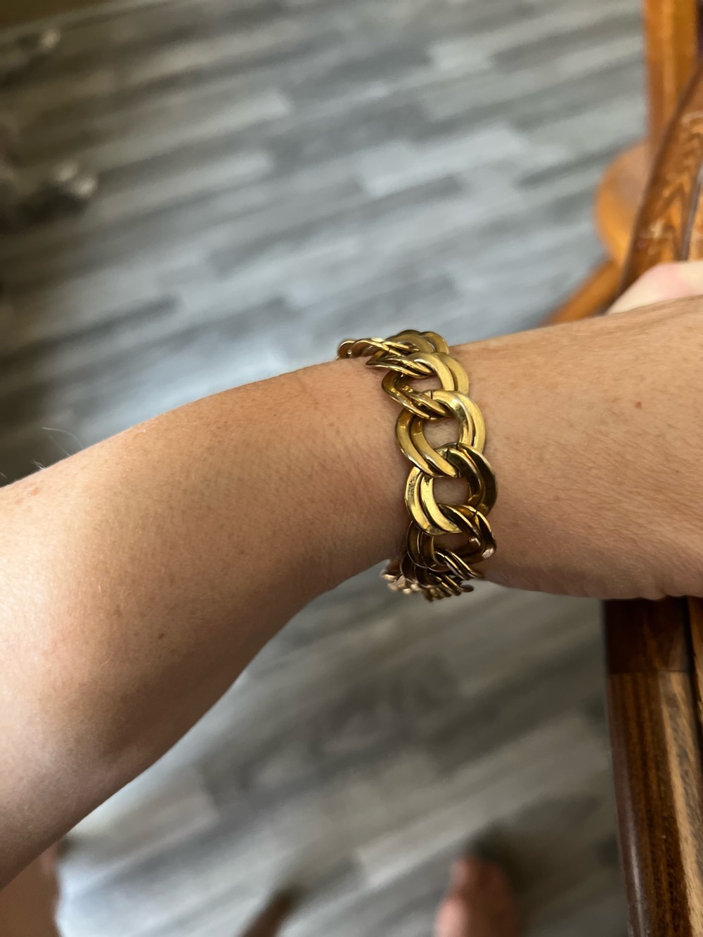 Monet gold tone link bracelet vintage